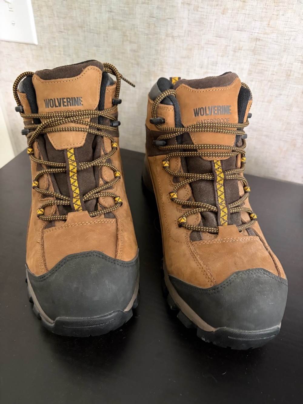 Wolverine men’s work boot size 12M Waterproof lace up boots